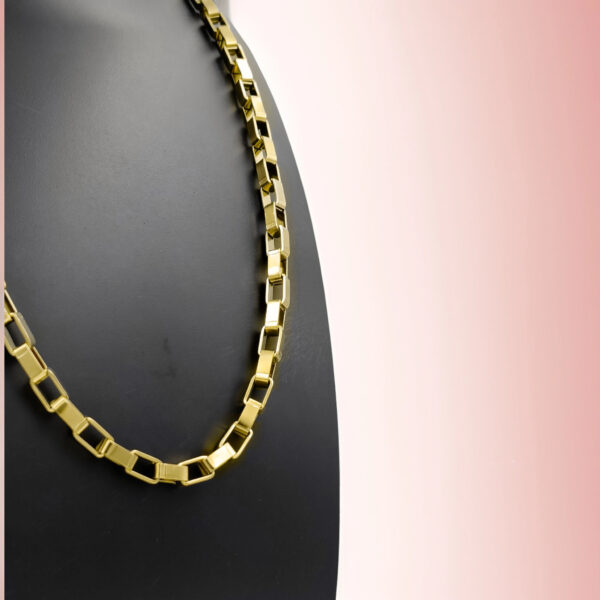 RoyalBlock Gold Chain