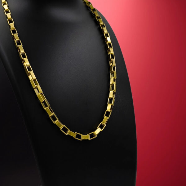 RoyalBlock Gold Chain - Image 2