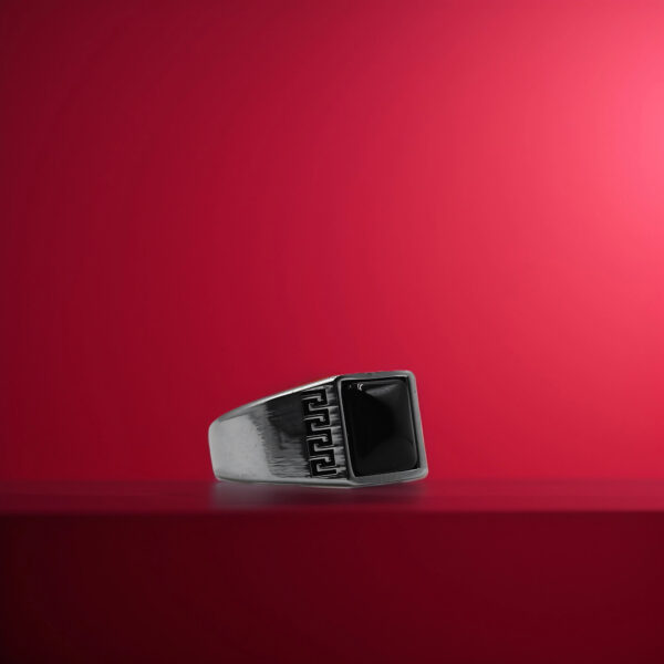 Obsidian Crest Silver Ring - Image 2