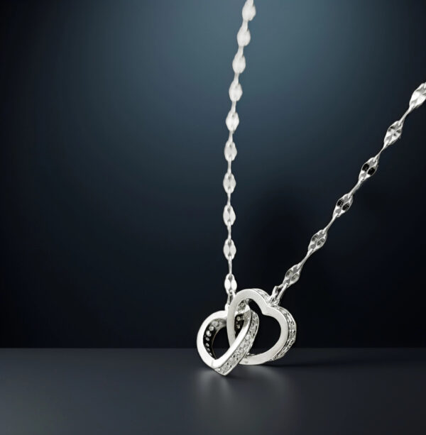 Eternal Bond – Interlocking Hearts Necklace